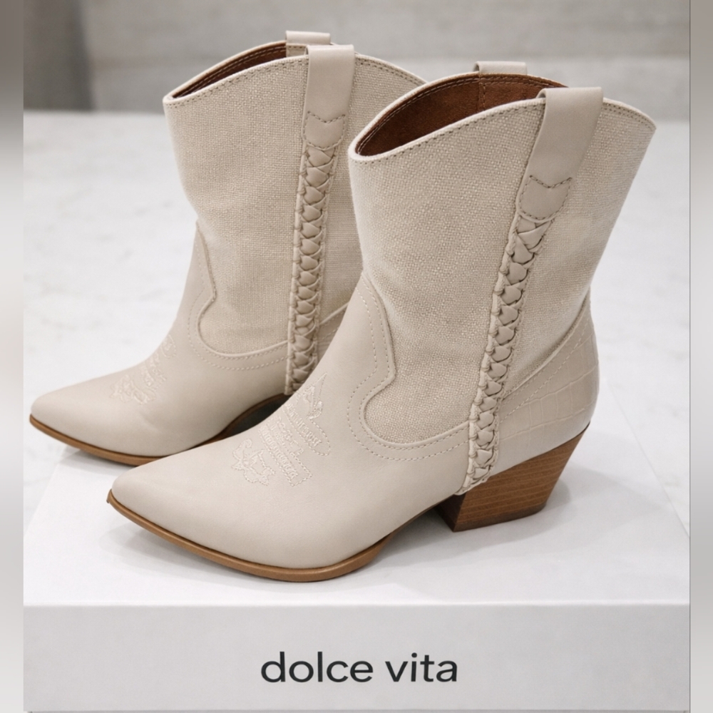 Dolce Vita Karyn Western Ankle Boots Cream Canvas Leather Size 8.5